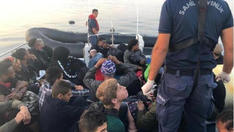 Çeşme açıklarında 33 kaçak göçmen yakalandı
