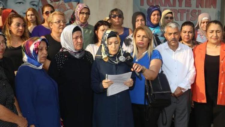 AK Partili kadınlar Srebrenica soykırımı kurbanlarını andı