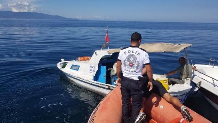 Batan teknedeki balıkçıyı deniz polisi kurtardı