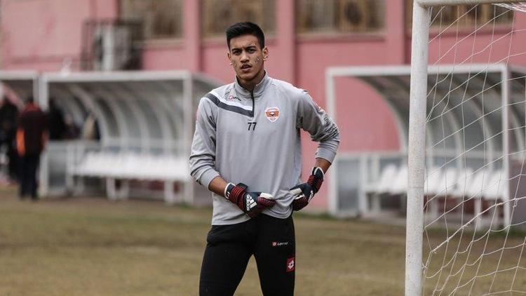 Transfer haberleri: Trabzonspor genç kaleci İrfan Can Eğribayat ile anlaştı