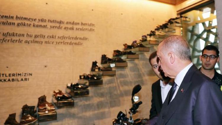 Erdoğan 15 Temmuz Hafıza Müzesini gezdi
