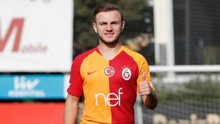 Galatasarayın genç yıldızı Celil Yüksel Sivasspor’a doğru