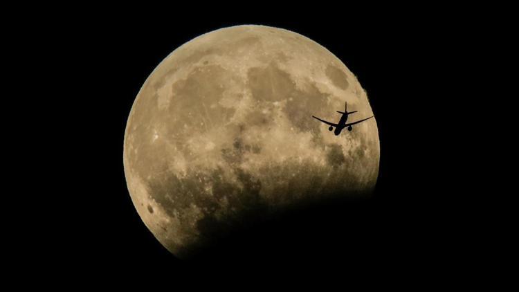 Ay Tutulması saat kaçta Ay tutulması Türkiyeden izlenecek mi