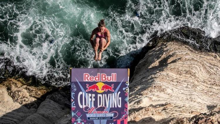 Red Bull Cliff Diving’de şampiyonlar geleneği Lübnan’da da bozmadı