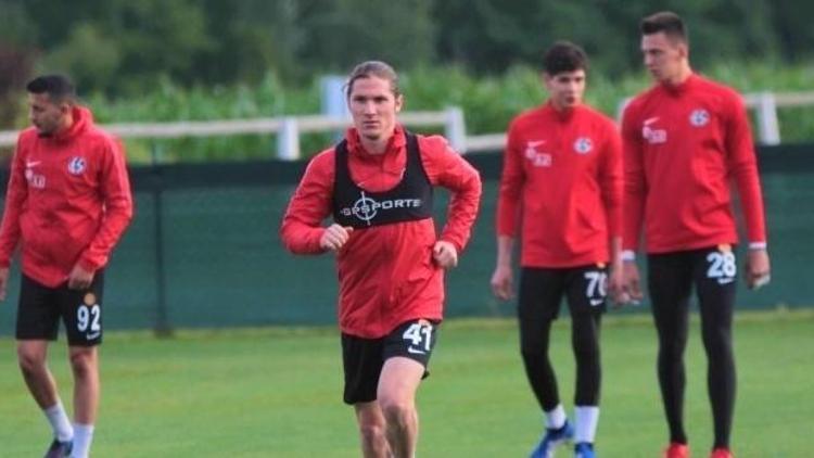 Eskişehirsporlu Mehmet Özcan transferinde öncelik Başakşehirde