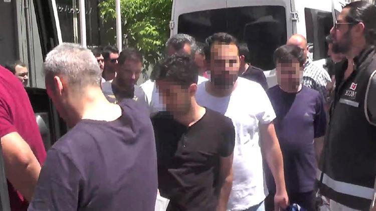 Son dakika: İzmirde büyük operasyon Çok sayıda gözaltı kararı