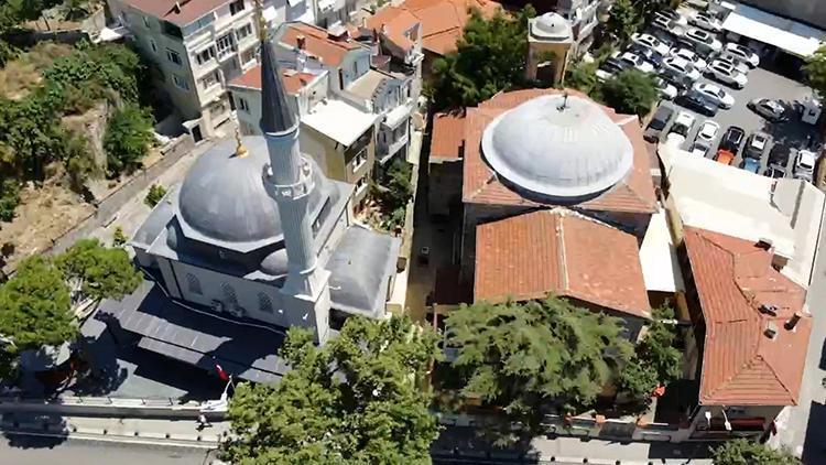 Cami, kilise ve sinagogun aynı sokakta olduğu Kuzguncuk havadan görüntülendi