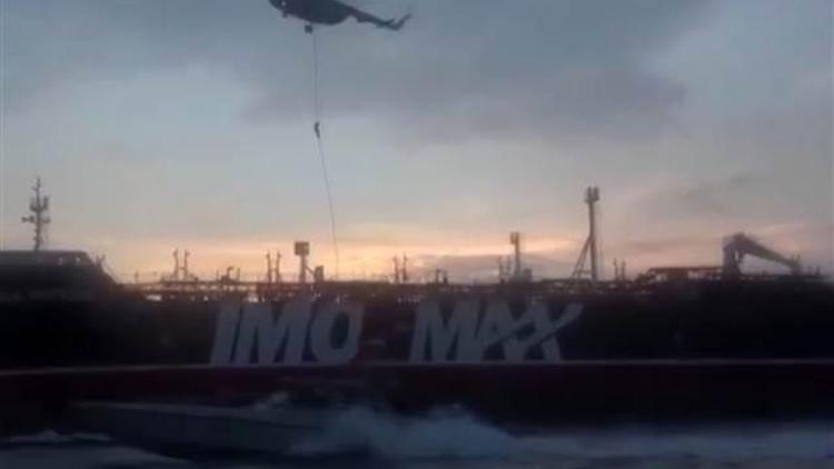 İran medyası, el konulan İngiliz gemisinin içinden görüntü yayınladı