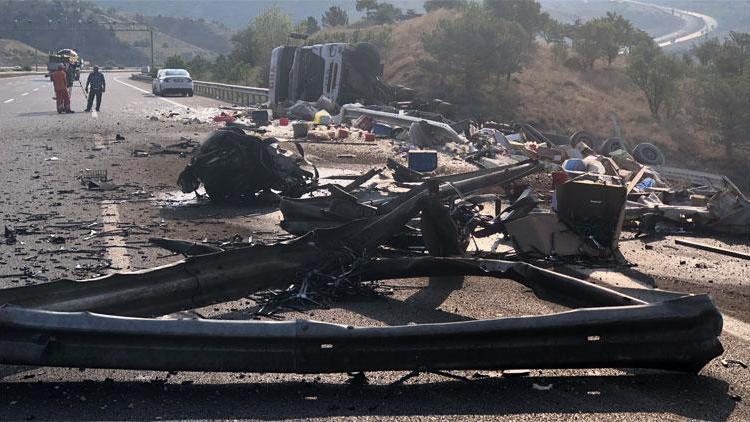 Ankara’da akılalmaz kaza TIR ters döndü…