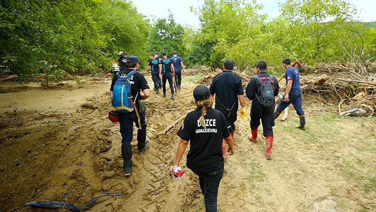 Düzcedeki su baskını ve toprak kayması