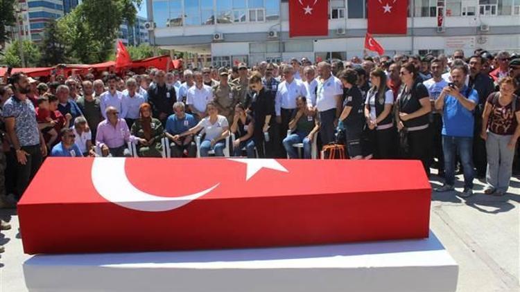 Adıyamanda şehit polis için tören