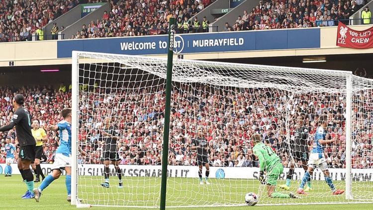 Napoli, Liverpoolu dağıttı Eljif Elmas...