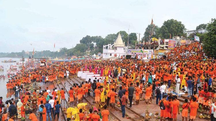 Hindular Ganj’a koştu