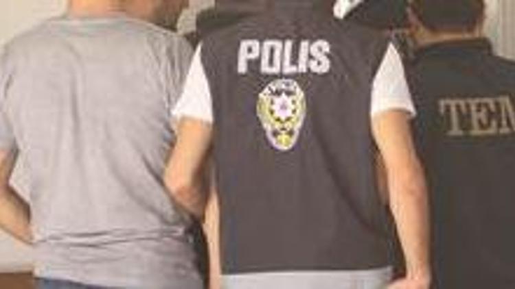 Antalyada FETÖnün askeri mahrem yapılanmasına operasyon: Muvazzafların da olduğu 15 gözaltı
