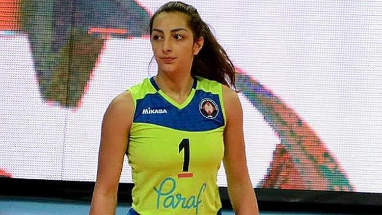 Genç voleybolcu Simge Korkmaz, ABD yolunda