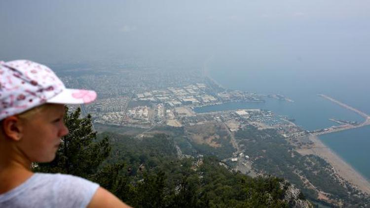 Antalyayı nem bulutları kapladı