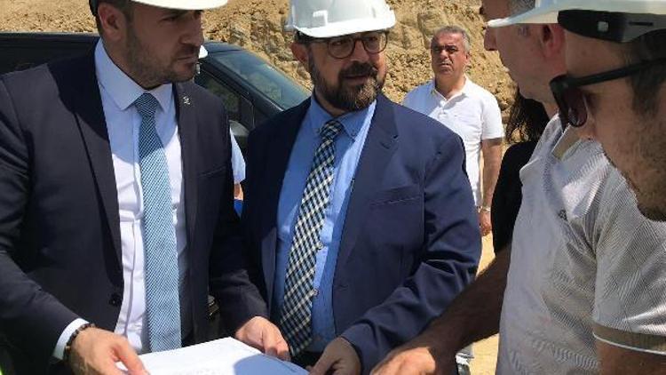 AK Parti İl Başkanı Bağatar, Yalova Devlet Hastanesinin şantiyesinde incelemeler yaptı
