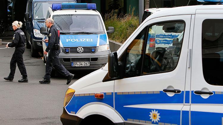 Son dakika... Frankfurtta tren istasyonunda polis operasyonu