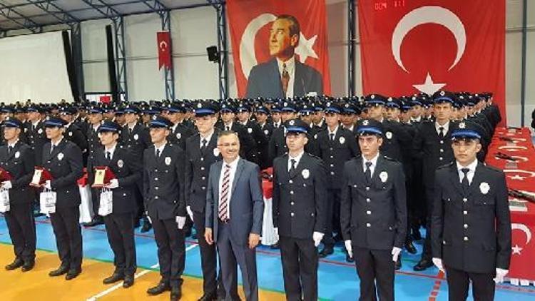 Rizede 551 polis adayı mezun oldu