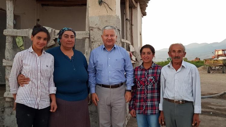 Koyun otlatırken ders çalıştı, mühendislik kazandı