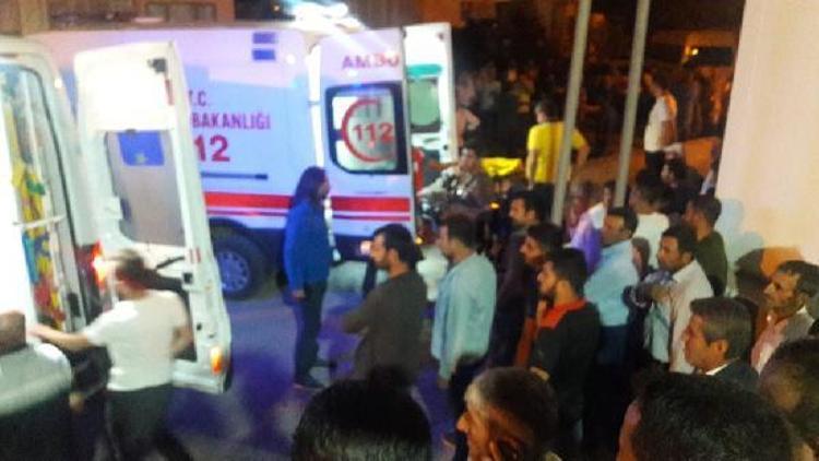 Başkale’deki kazada aynı aileden 10 kişi yaralandı