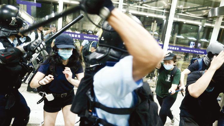 Hong Kong’a Çin’den müdahale hazırlığı mı