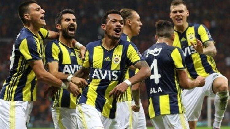 Fenerbahçe, lig tarihinde 2 bin 10 maça çıktı 3 bin 555 gol attı...