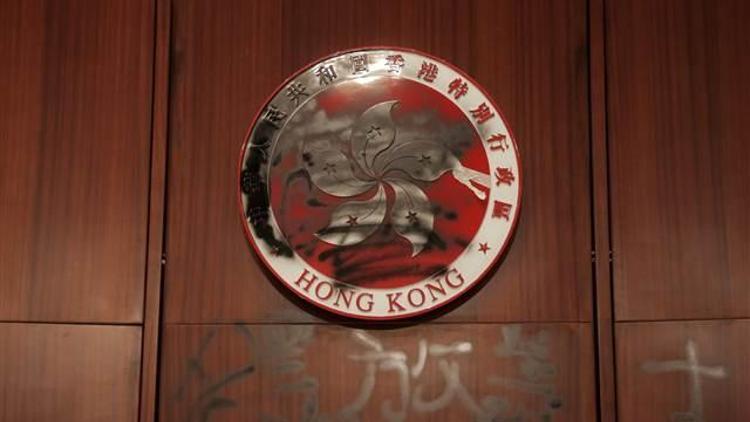 Çinli elçiden İngiliz siyasetçilere Hong Kong tepkisi