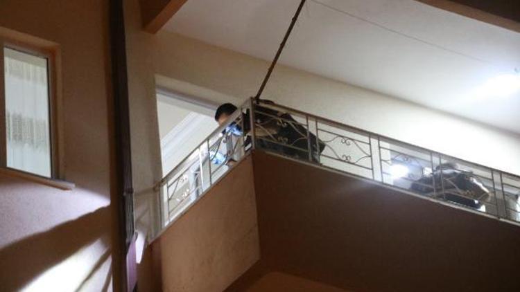 Beşinci kattan düşen Eymen Gazi bebek ağır yaralandı