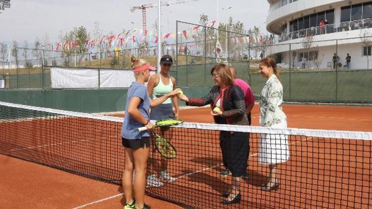 Büyükşehir’in ev sahipliğinde tenis şampiyonası başlıyor