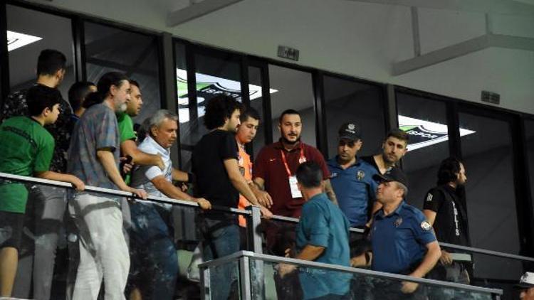 Denizlispor - Galatasaray maçında gerginlik