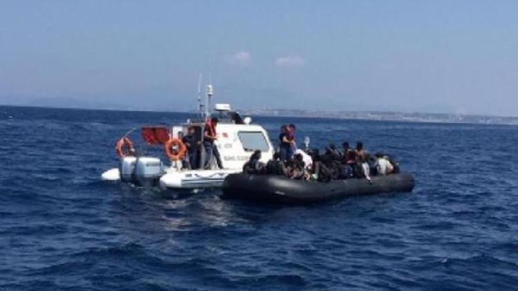 Çeşme ve Seferihisarda 105 kaçak göçmen yakalandı