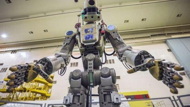Rusya, uzaya insansı robot yolladı