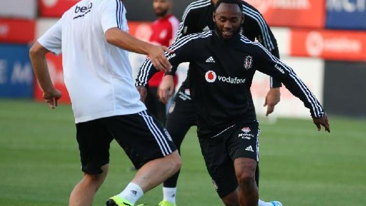 NKoudou, Beşiktaşta ilk antrenmanına çıktı