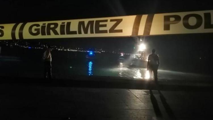 Beşiktaşta denize girip kayboldu Cansız bedeni 4 saat sonra bulundu