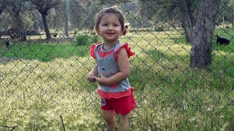 Taksinin çarptığı 3 yaşındaki Ceylan öldü