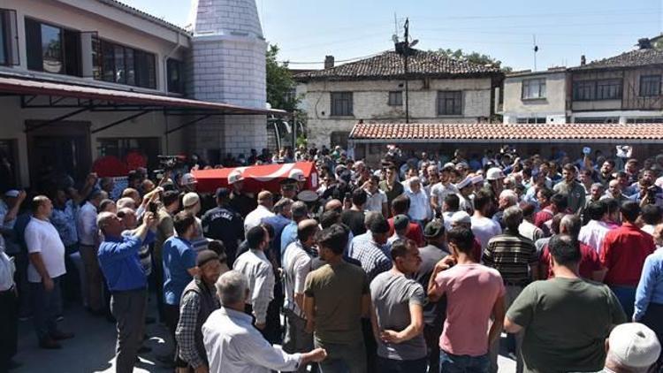 Şehit Uzman Onbaşı Gezer son yolculuğuna uğurlandı