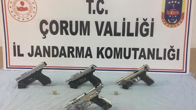 Çorumda jandarmadan düğün dernek operasyonu