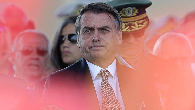 Bolsonaro Amazonlardaki yangınlar için yapılan yardımı reddetti