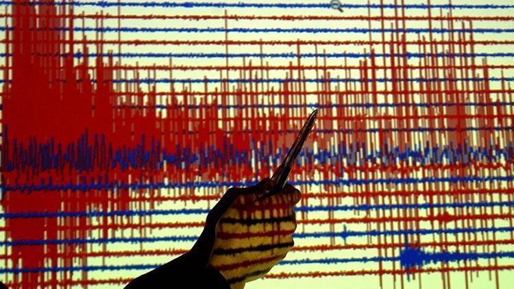 Son dakika... Yunanistanda 4.9 büyüklüğünde deprem