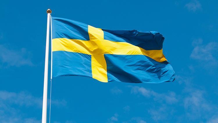 İsveç Suriyeliler için otomatik iltica uygulamasını sonlandırıyor