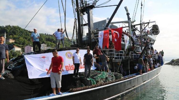 Ordulu balıkçılar denize açıldı