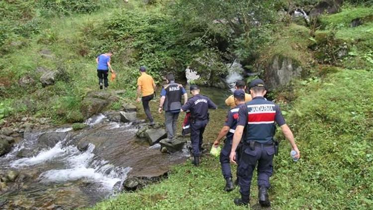 Rizede ekipler yaylada kaybolan 6 kişi için seferber oldu