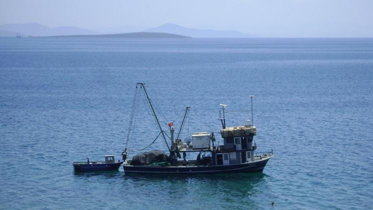 Didim’de balıkçılar denize açıldı