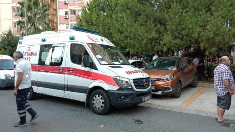 Zeytinburnunda 17.kattan düşen 2 yaşındaki çocuk öldü