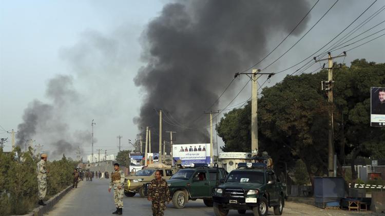 Afganistandaki bombalı saldırıda ölenlerin sayısı 16ya yükseldi
