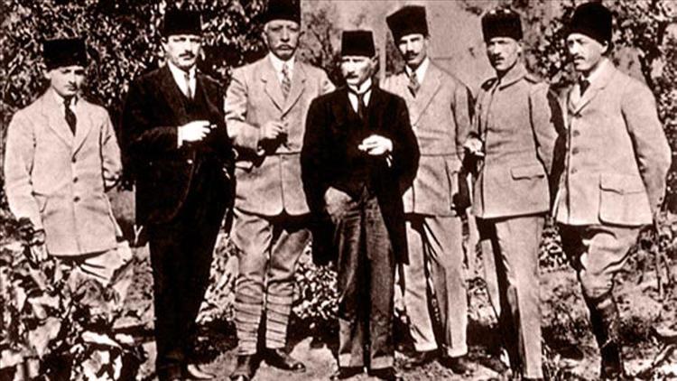 Türkiyenin temellerinin atıldığı Sivas Kongresi 100 yaşında