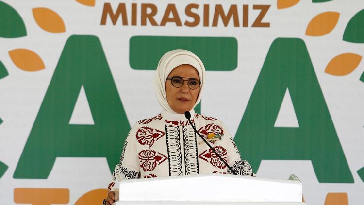 Emine Erdoğan: Ata Tohumu Projesi, tarımı milli bağımsızlığımızın anahtarı olarak gördüğümüzün de ifadesidir