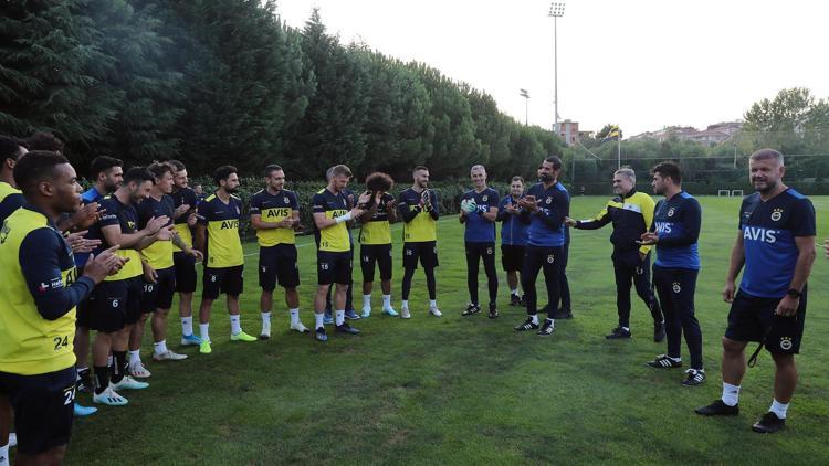 Fenerbahçe Volkan Demirel yeni görevine başladı