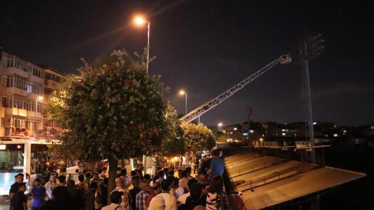 Karagümrük Stadının aydınlatma direğinde intihar girişimi
